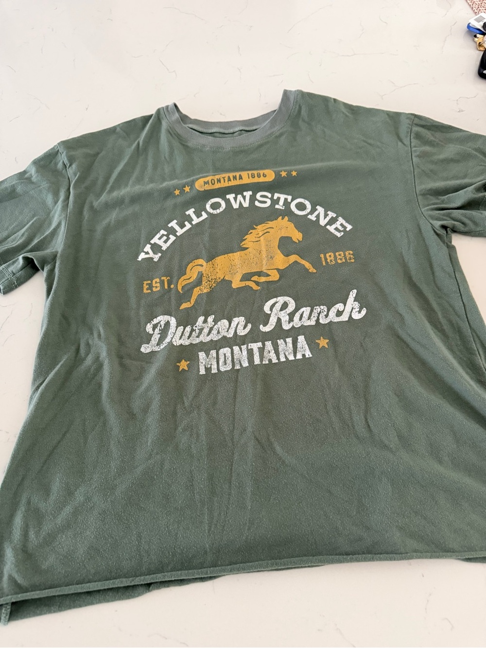 Yellowstone Dutton Ranch Graphic Tee - Olive Green